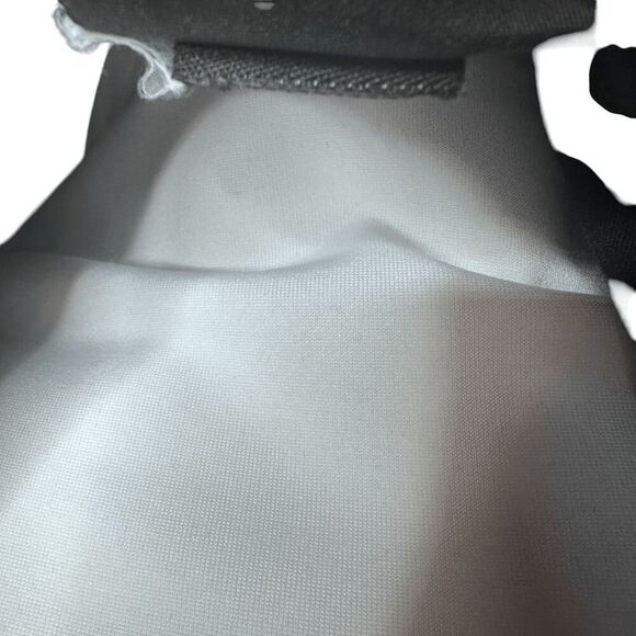 Torrid Skulls Top 1x plus 3/4 sleeve - Picture 2 of 6